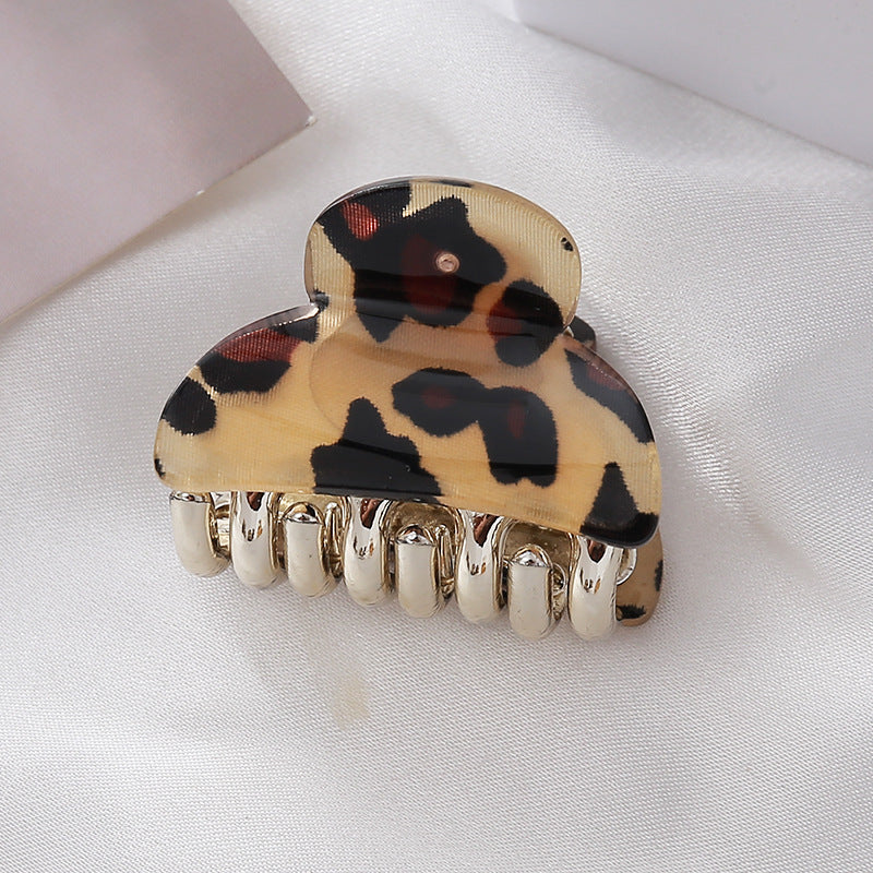 🐆 Leopard Print Acrylic Hair Clip – Chic & Bold Style